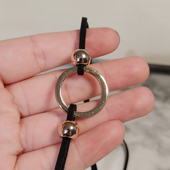 🎁 Free With Purchase - Picture 2 of 4